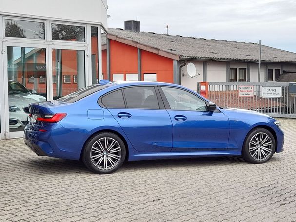 BMW 318i M Sport 115 kW image number 16