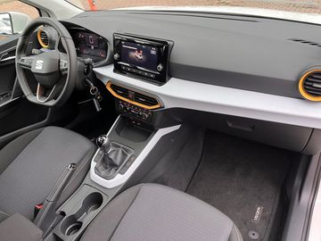 Car image 31