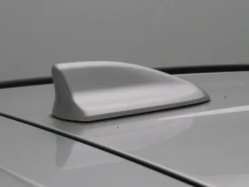 Car image 35