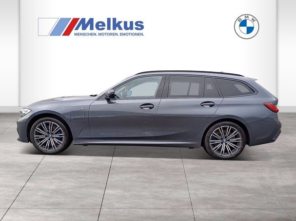 BMW 330 e Touring M Sport 215 kW image number 5