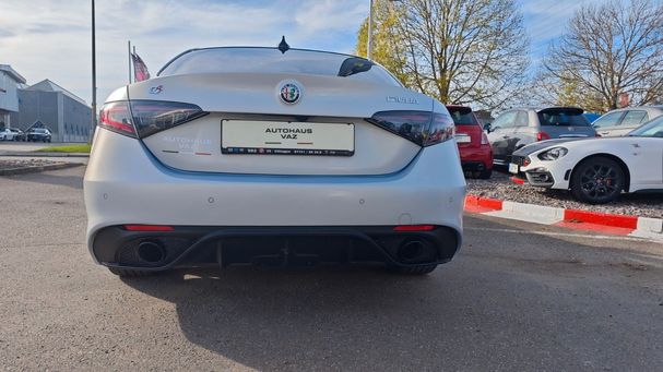 Alfa Romeo Giulia 2.2 Q4 154 kW image number 7