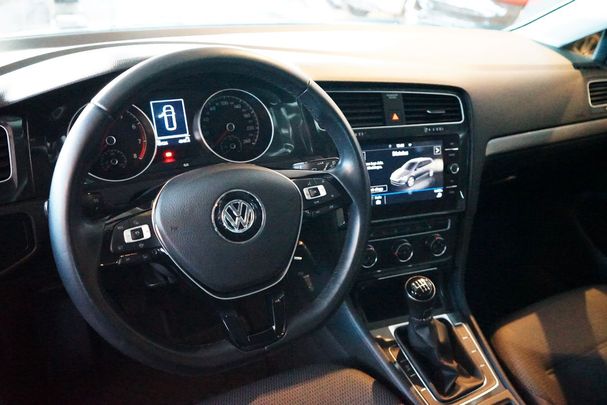 Volkswagen Golf 1.0 TSI 85 kW image number 15