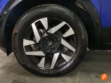 Car image 31
