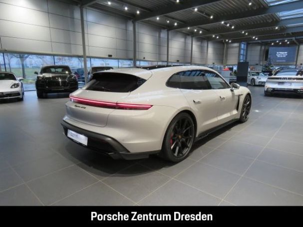 Porsche Taycan GTS Sport Turismo 440 kW image number 2