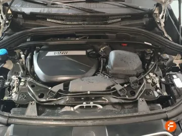 Car image 29