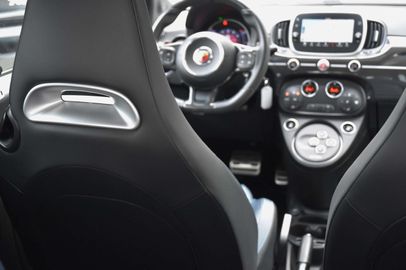 Car image 26