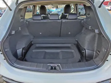 Car image 34