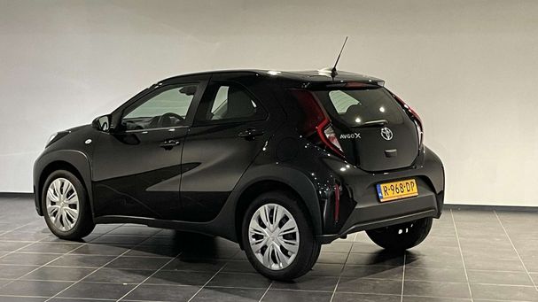 Toyota Aygo X 1.0 VVT-i 53 kW image number 2