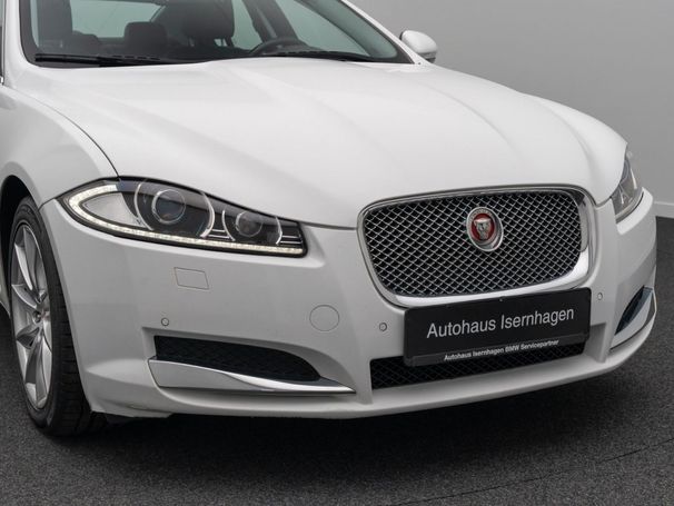 Jaguar XF 2.2 147 kW image number 16