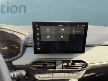 Car image 23