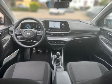 Car image 13