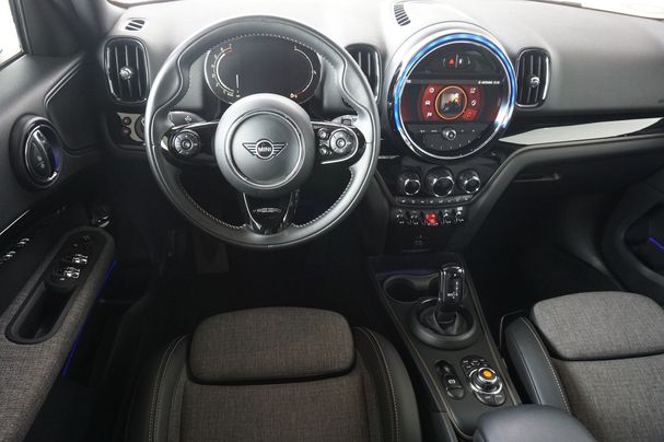 Mini Cooper Countryman ALL4 100 kW image number 15