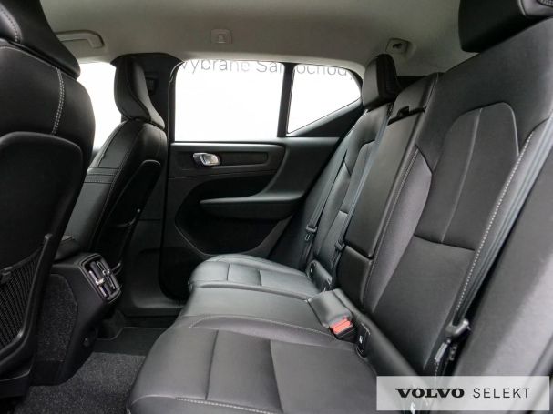 Volvo XC40 140 kW image number 17