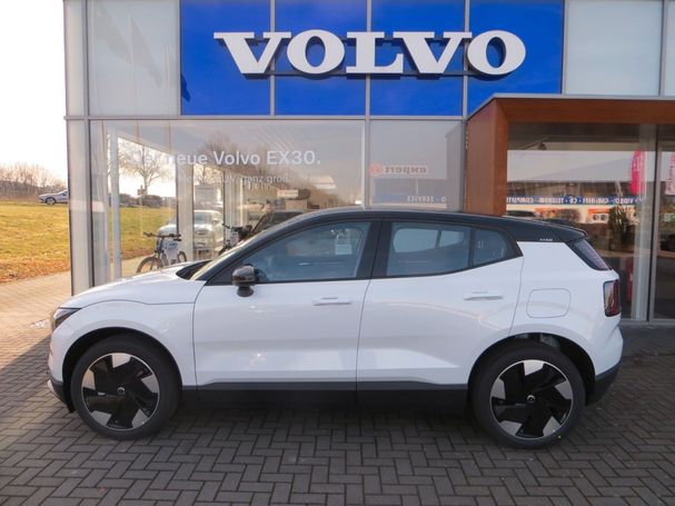 Volvo EX30 Extended Range Plus 200 kW image number 5