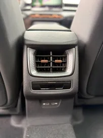 Car image 48