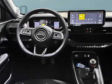 Car image 32