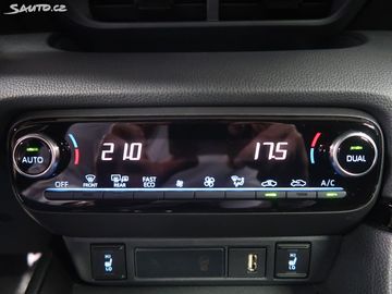 Car image 33