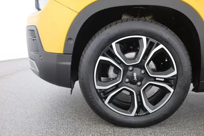 Car image 30