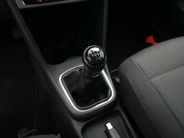 Car image 26