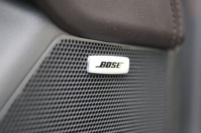 Car image 37