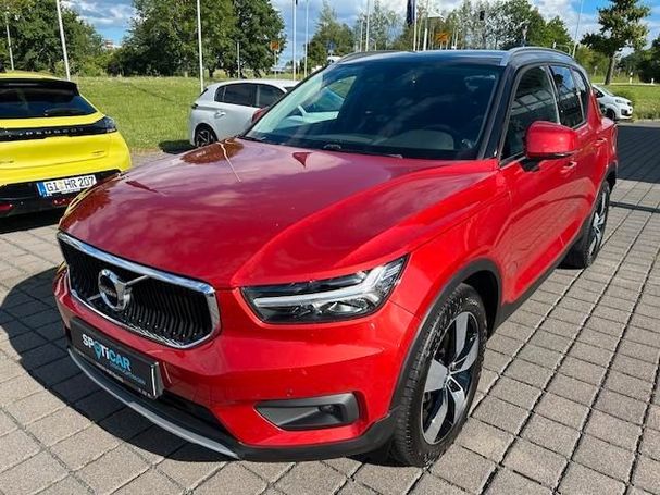 Volvo XC40 D4 AWD Momentum 140 kW image number 1