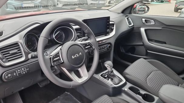 Kia XCeed 1.5 T-GDI 118 kW image number 9