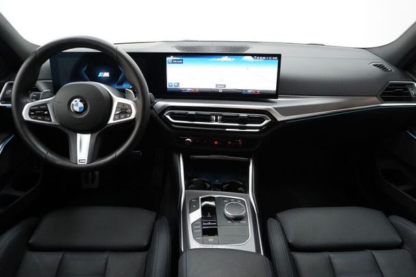 BMW 340i xDrive Touring 275 kW image number 10