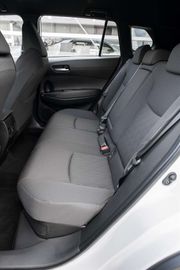 Car image 36