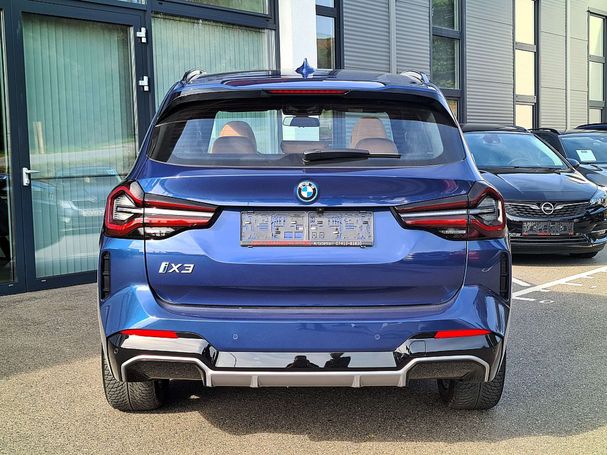 BMW iX3 M Sport 210 kW image number 4