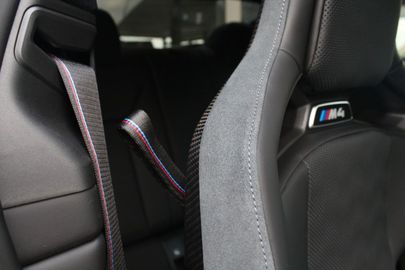 Car image 28