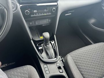 Car image 14