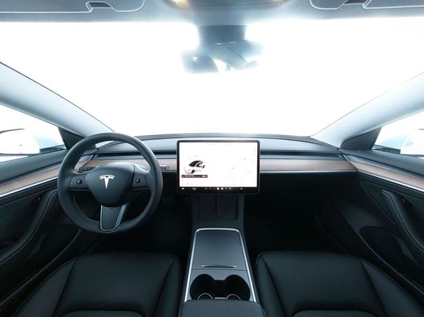 Tesla Model 3 208 kW image number 13