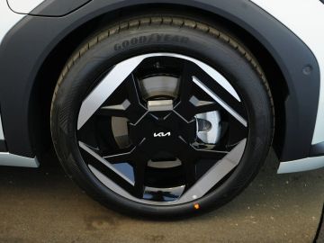 Car image 49