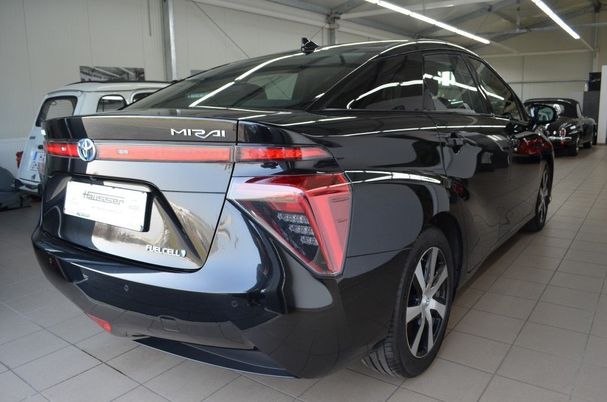 Toyota Mirai 113 kW image number 8