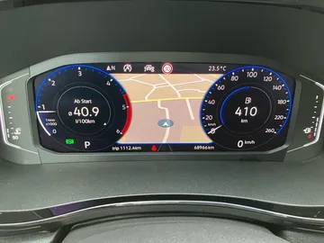 Car image 28