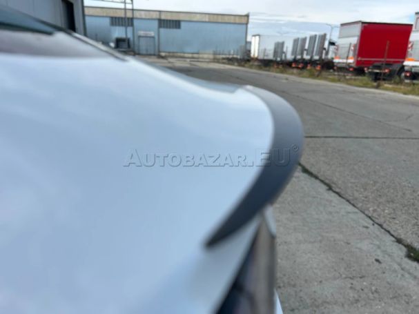 Tesla Model 3 70 Performance AWD Dual Motor 370 kW image number 17