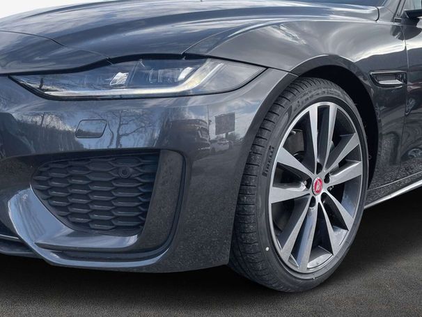 Jaguar XE D200 R-Dynamic 150 kW image number 11