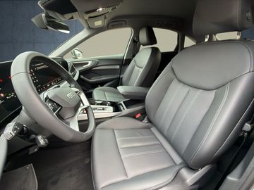 Car image 29