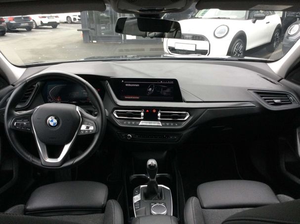 BMW 118i Sport Line 100 kW image number 14