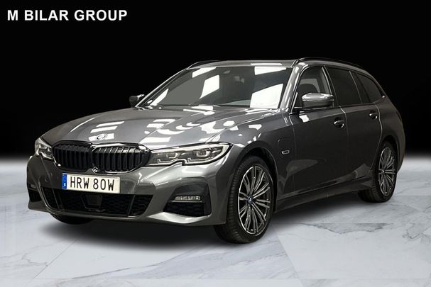 BMW 330e Touring M Sport xDrive 216 kW image number 1