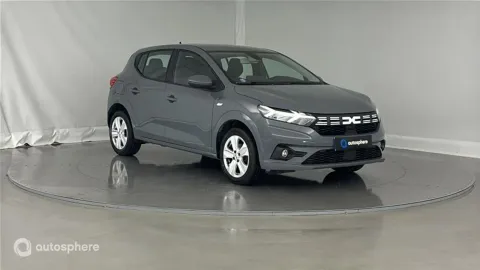 Car image 3