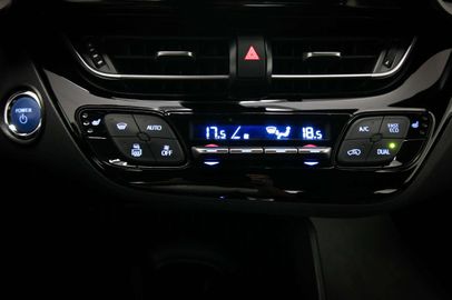 Car image 41