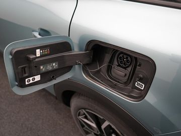 Car image 30