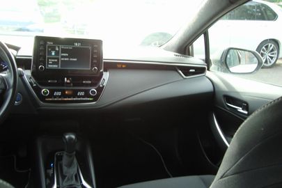 Car image 41