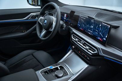 Car image 37