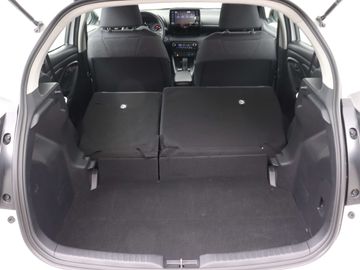 Car image 38