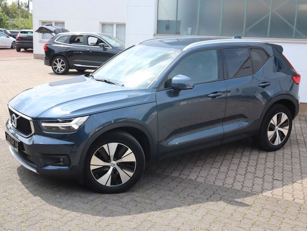 Volvo XC40 T3 Momentum Pro 120 kW image number 1