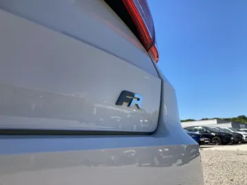 Car image 39