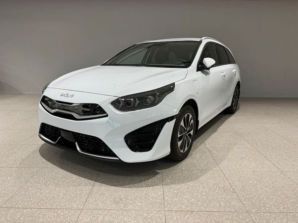 Kia Ceed Plug-in Hybrid 104 kW image number 1