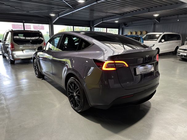 Tesla Model Y Long Range AWD 378 kW image number 3